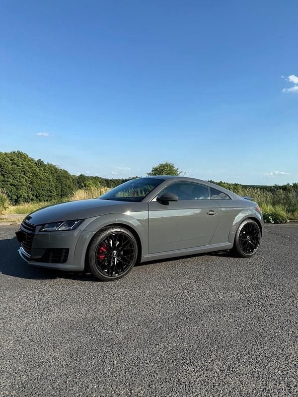Grau Gebraucht 2014 Audi TT Coupé | 22.900 € (Fairer Preis) - Bild 1/4