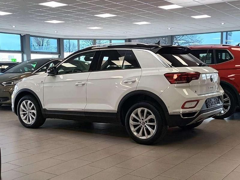 Weiß Gebraucht 2023 VW T-Roc Life SUV | 19.900 € (Guter Preis) - Bild 1/1