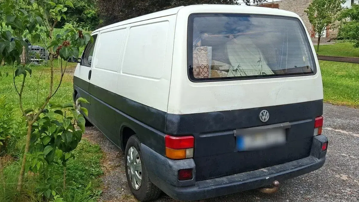 Gebraucht VW T4 102 PS (75 kW) 2002 Weiß Van