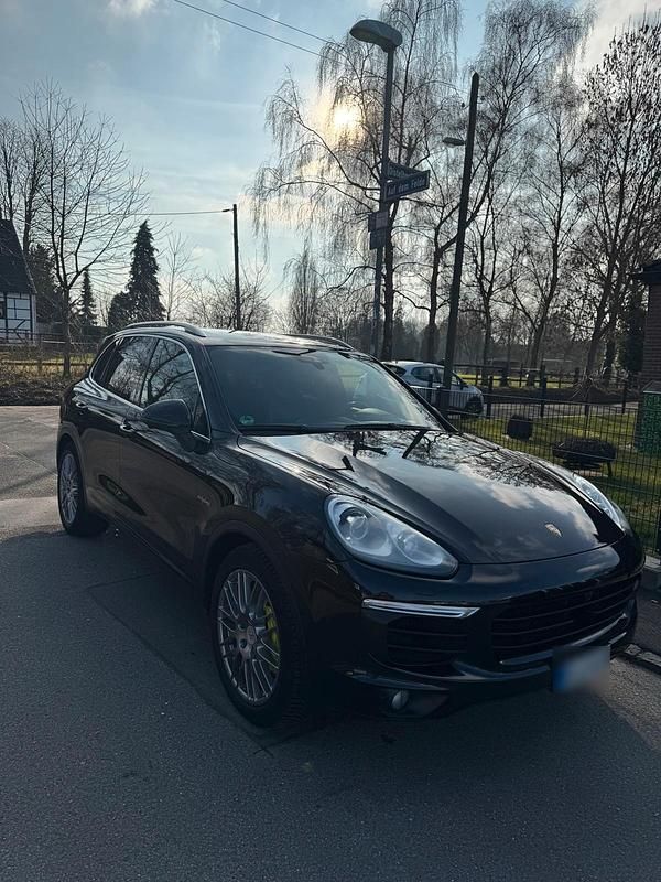 Gebraucht Porsche Cayenne S E-Hybrid 416 PS (305 kW) 2015 Schwarz SUV