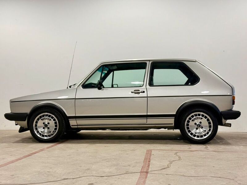 Gebraucht VW Golf I GTI 111 PS (81 kW) 1983 Silber Kleinwagen