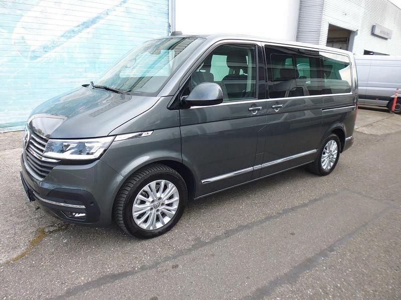 Gebraucht VW Multivan Highline 204 PS (150 kW) 2021 Grau Van