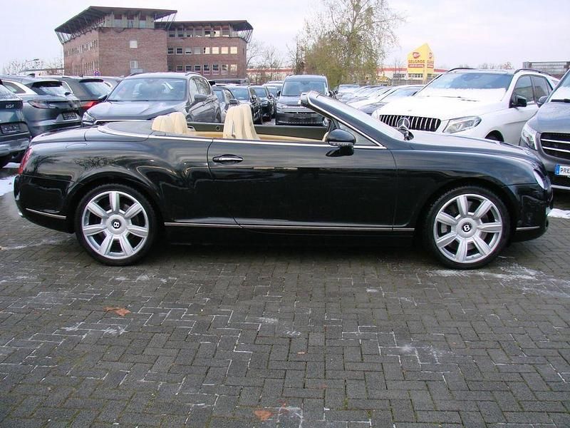 Gebraucht Bentley Continental GT Convertible 560 PS (411 kW) 2009 Midnight emerald pearl (metallic) Cabrio