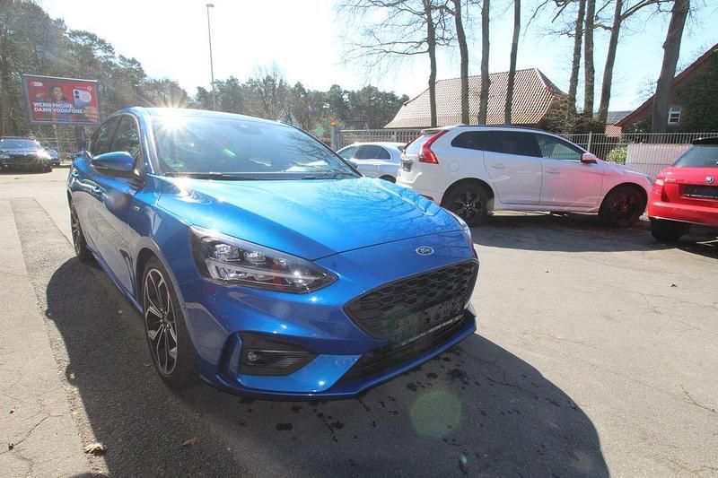 Usata Ford Focus ST-Line 120 CV (88 kW) 2019 Blu Berlina