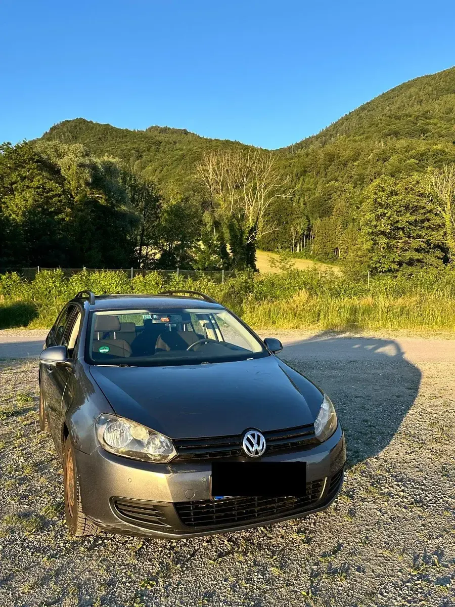 Gebraucht VW Golf VI 105 PS (77 kW) 2010 Kleinwagen