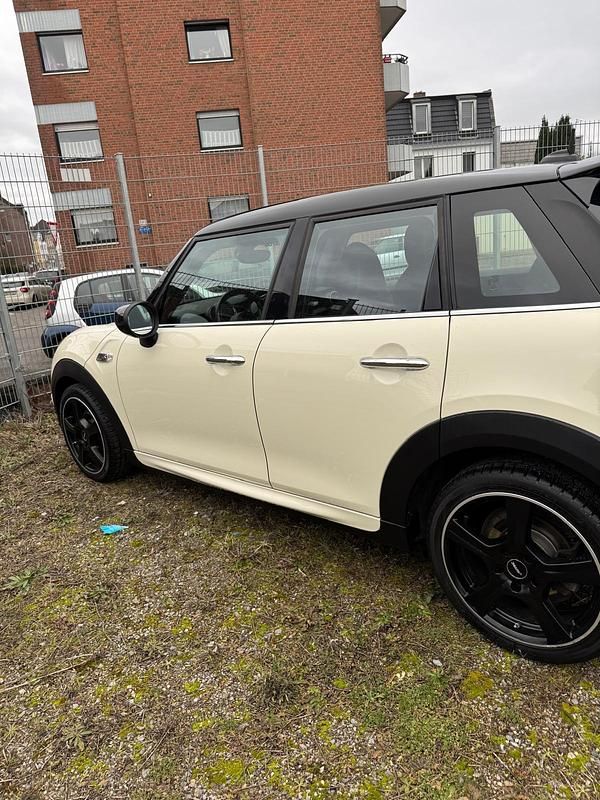 Gebraucht Mini Cooper S 192 PS (141 kW) 2020 Weiß Kleinwagen