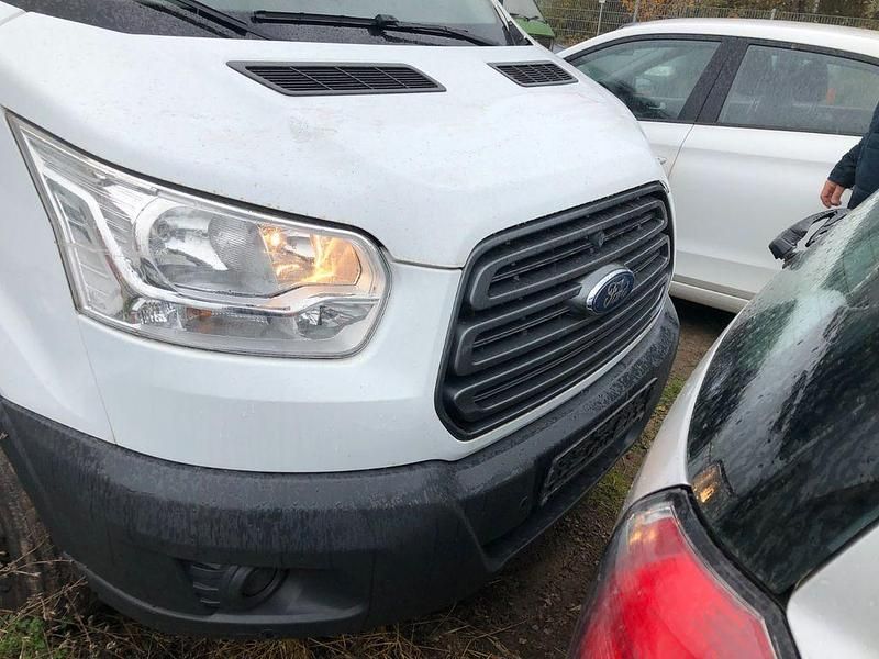 Second-hand Ford Transit Trend 105 CP (77 kW) 2017 Alb Berlinǎ
