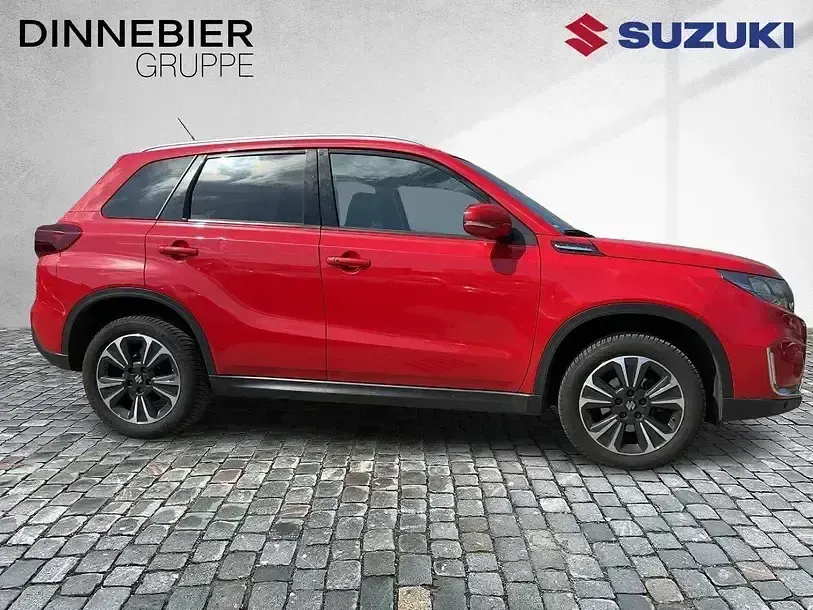 Gebraucht Suzuki Vitara Comfort+ 140 PS (102 kW) 2020 Rot SUV