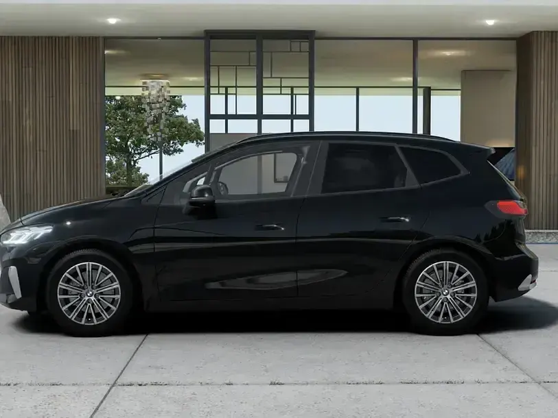 Gebraucht BMW 220 Luxury Line 170 PS (125 kW) 2025 Schwarz Van / Kleinbus