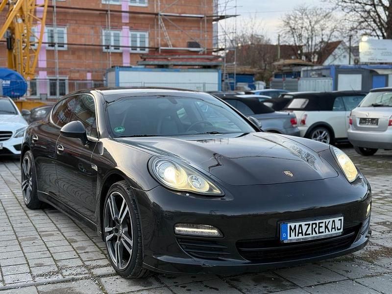 Gebraucht Porsche Panamera Sport 299 PS (219 kW) 2010 Grau Limousine