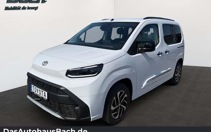 Weiß Gebraucht 2025 Toyota Proace Verso City Kombi | 37.160 € (Fairer Preis) - Bild 1/4