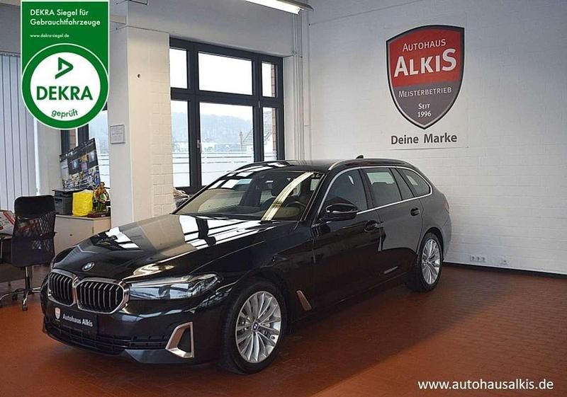 Schwarz Gebraucht 2020 BMW 540 Luxury Line Limousine | 37.950 € (Fairer Preis) - Bild 1/2