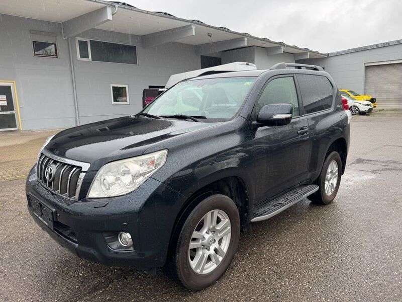 Schwarz Gebraucht 2011 Toyota Land Cruiser SUV | 15.990 € (Superpreis) - Bild 1/4