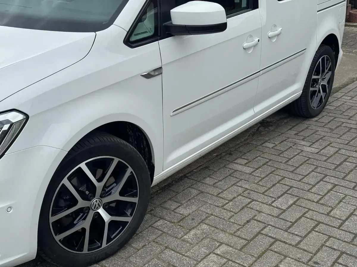 Occasion VW Caddy Highline 125 ch (91 kW) 2018 Blanc Monospace