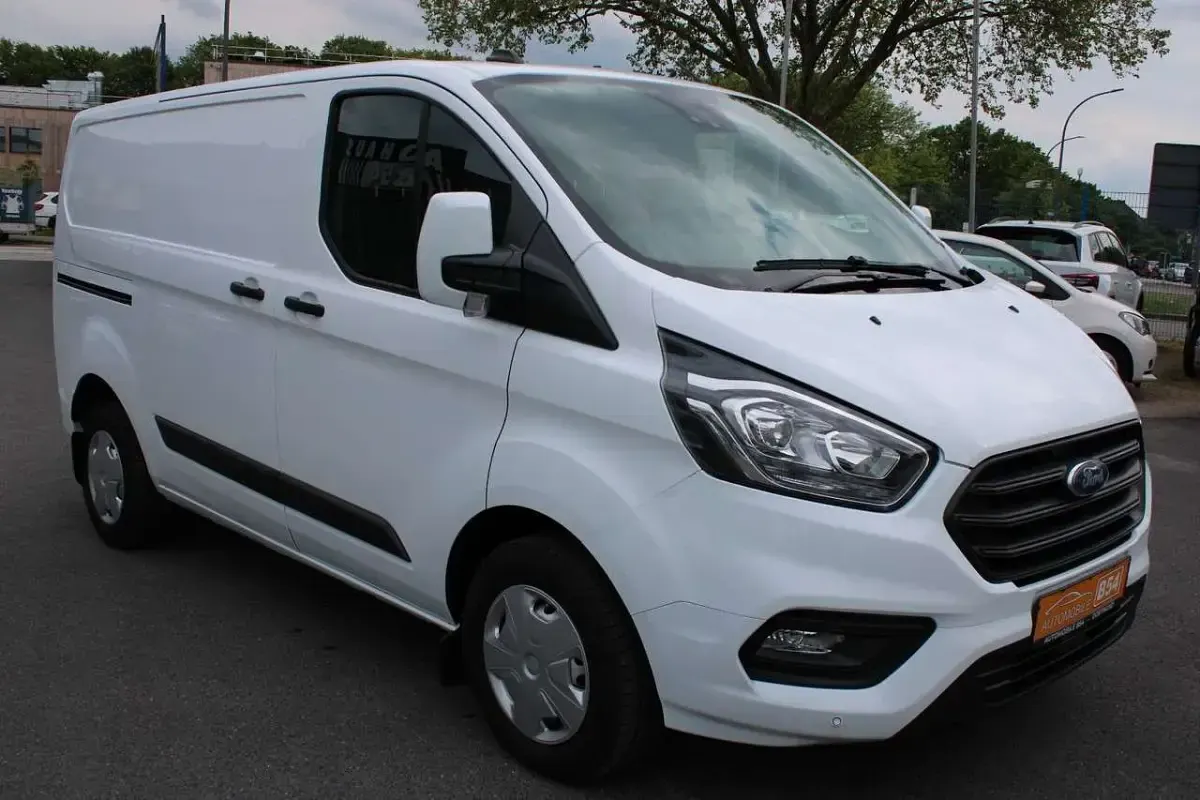 Occasion Ford Transit Custom Trend 131 ch (96 kW) 2022 Blanc Monospace