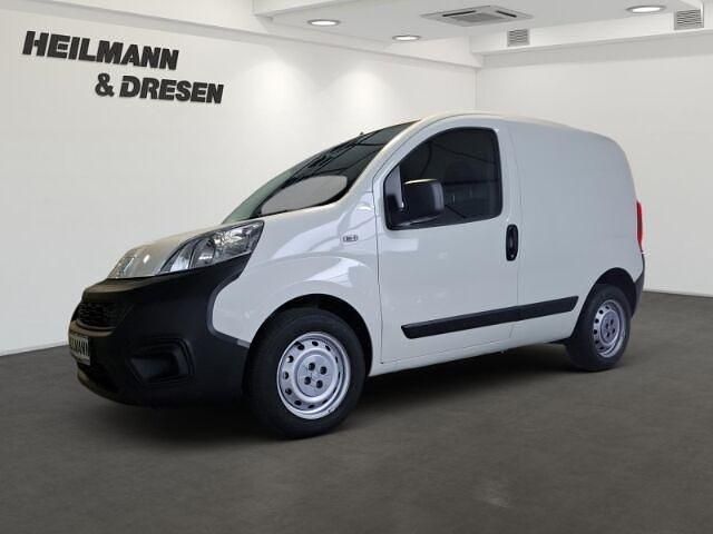 Weiß) (weiss Gebraucht 2023 Fiat Fiorino Comfort Van / Kleinbus | 17.450 € (Guter Preis) - Bild 1/4