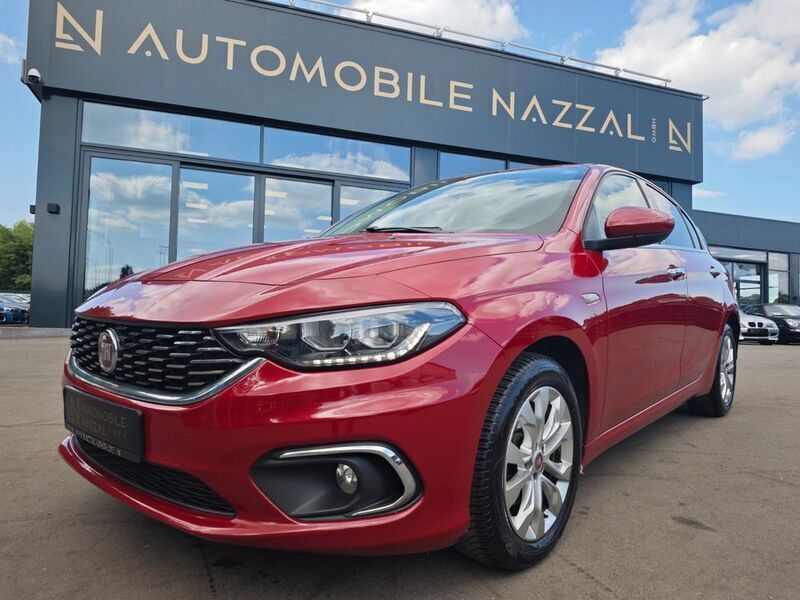 Gebraucht Fiat Tipo 120 PS (88 kW) 2019 Rot Limousine