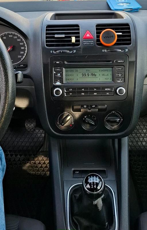 Gebraucht VW Golf V 75 PS (55 kW) 2005 Grau Kleinwagen