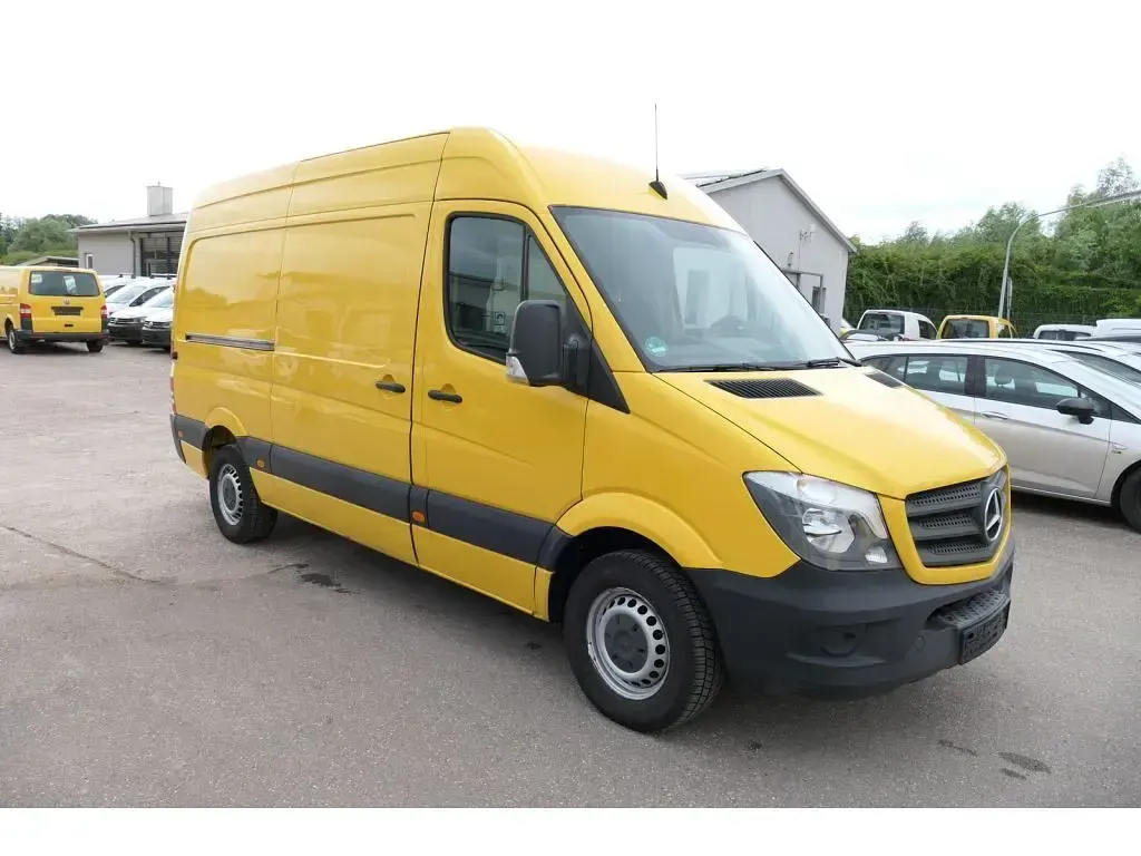 Gebraucht Mercedes Sprinter 143 PS (105 kW) 2017 Gelb Van