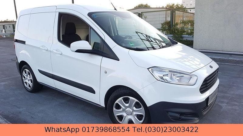Weiß Gebraucht 2017 Ford Transit Van / Kleinbus | 10.700 € (Fairer Preis) - Bild 1/4