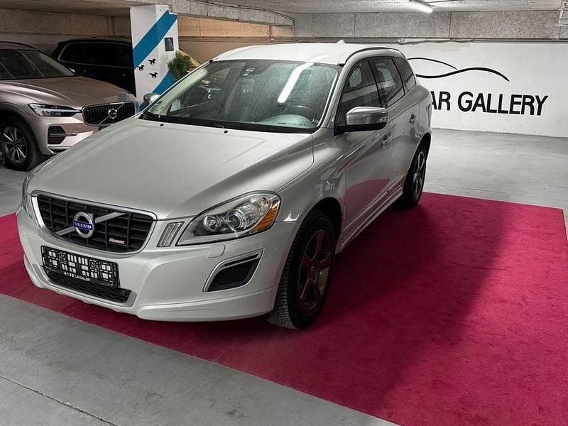 Gebraucht Volvo XC60 R-Design 215 PS (158 kW) 2012 Weiß SUV