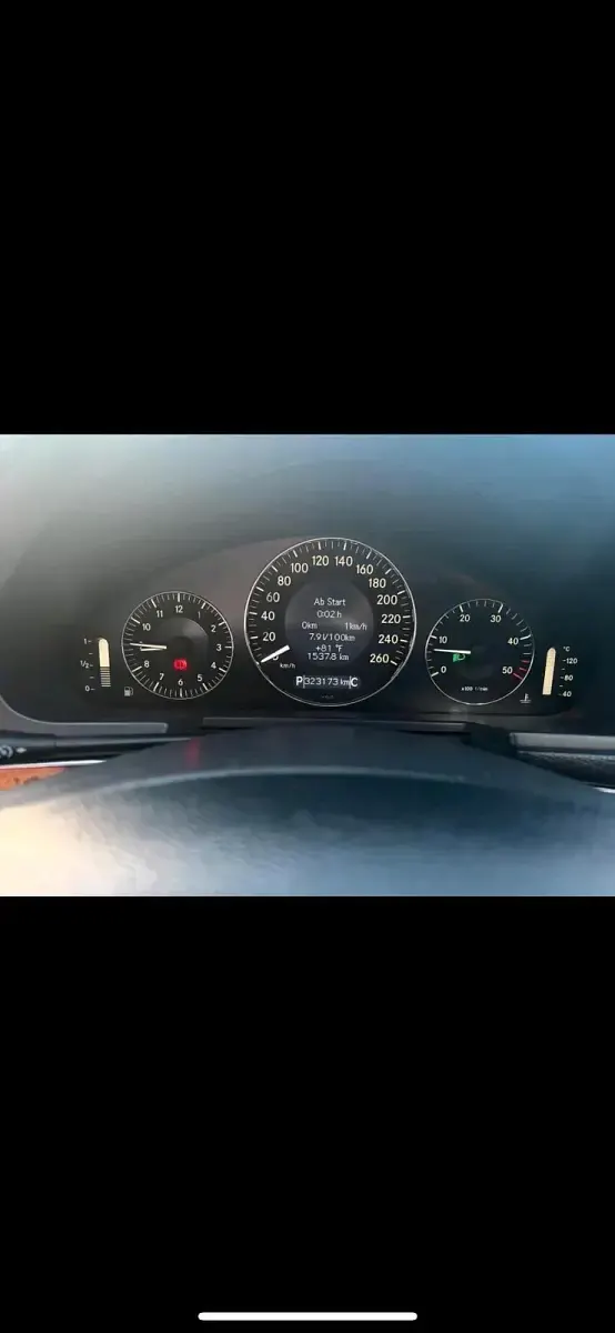 Gebraucht Mercedes E280 177 PS (130 kW) 2005 Schwarz Kombi