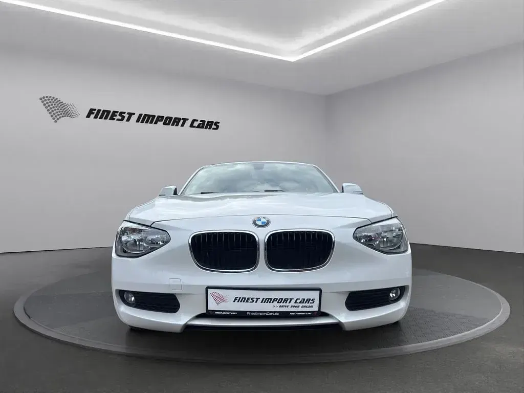 Gebraucht BMW 116 116 PS (85 kW) 2013 Weiß Kleinwagen