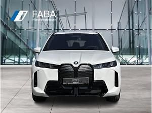 Neu BMW iX M Sport 300 kW (408 PS) 2026 Weiß (alpinweiss uni) SUV