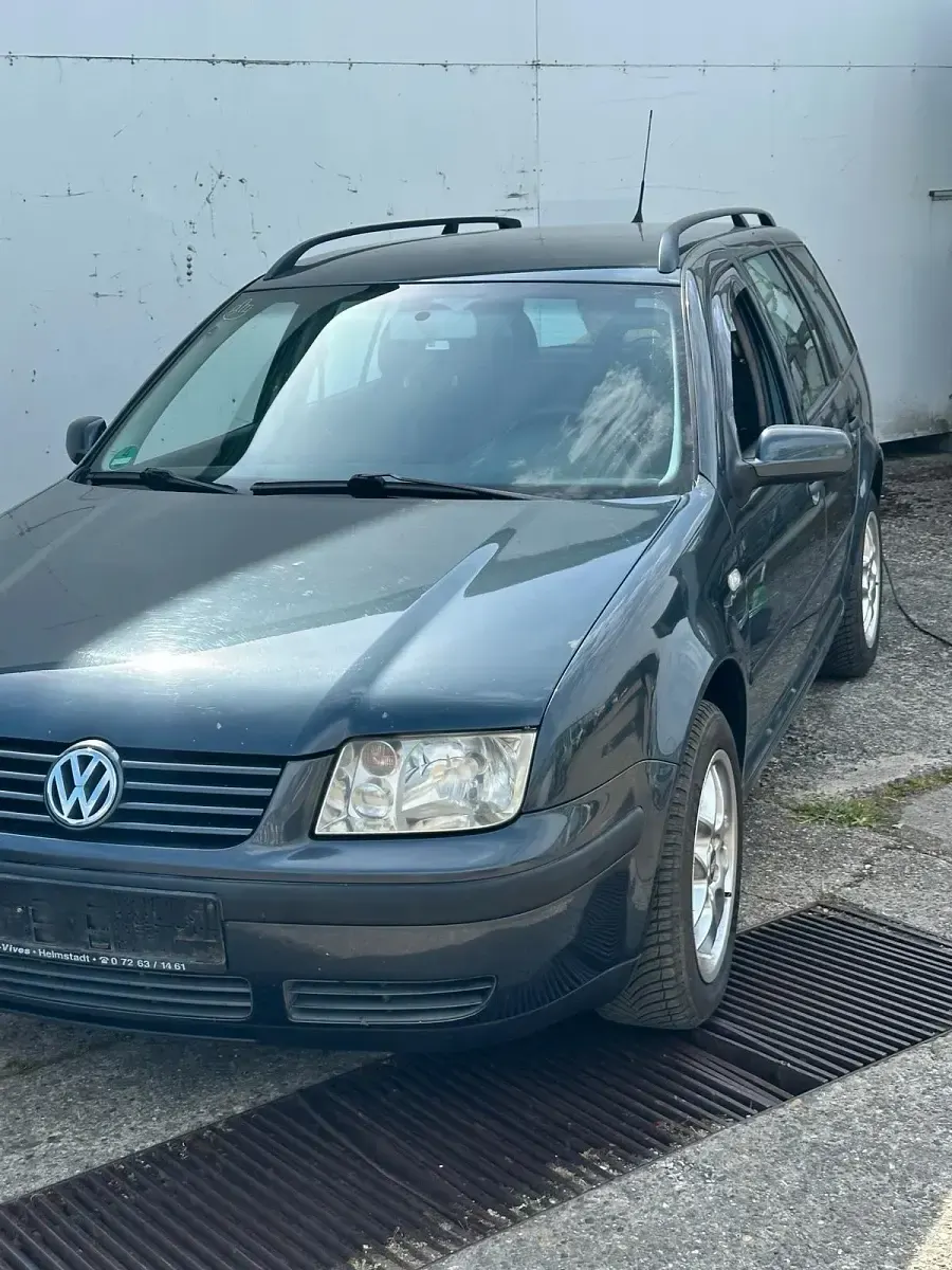 Brugt VW Bora 110 HK (80 kW) 2001 Grå Stationcar