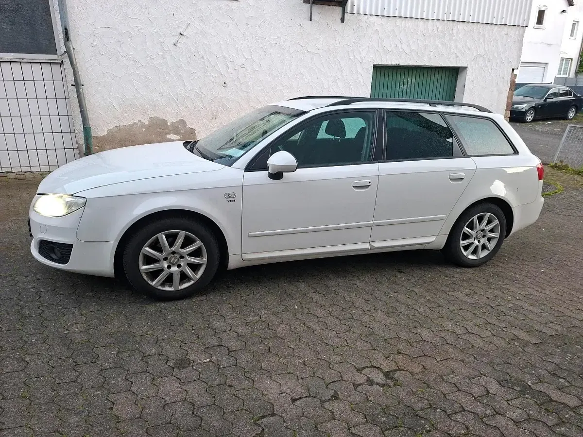 Gebraucht Seat Exeo 143 PS (105 kW) 2011 Weiß Kombi