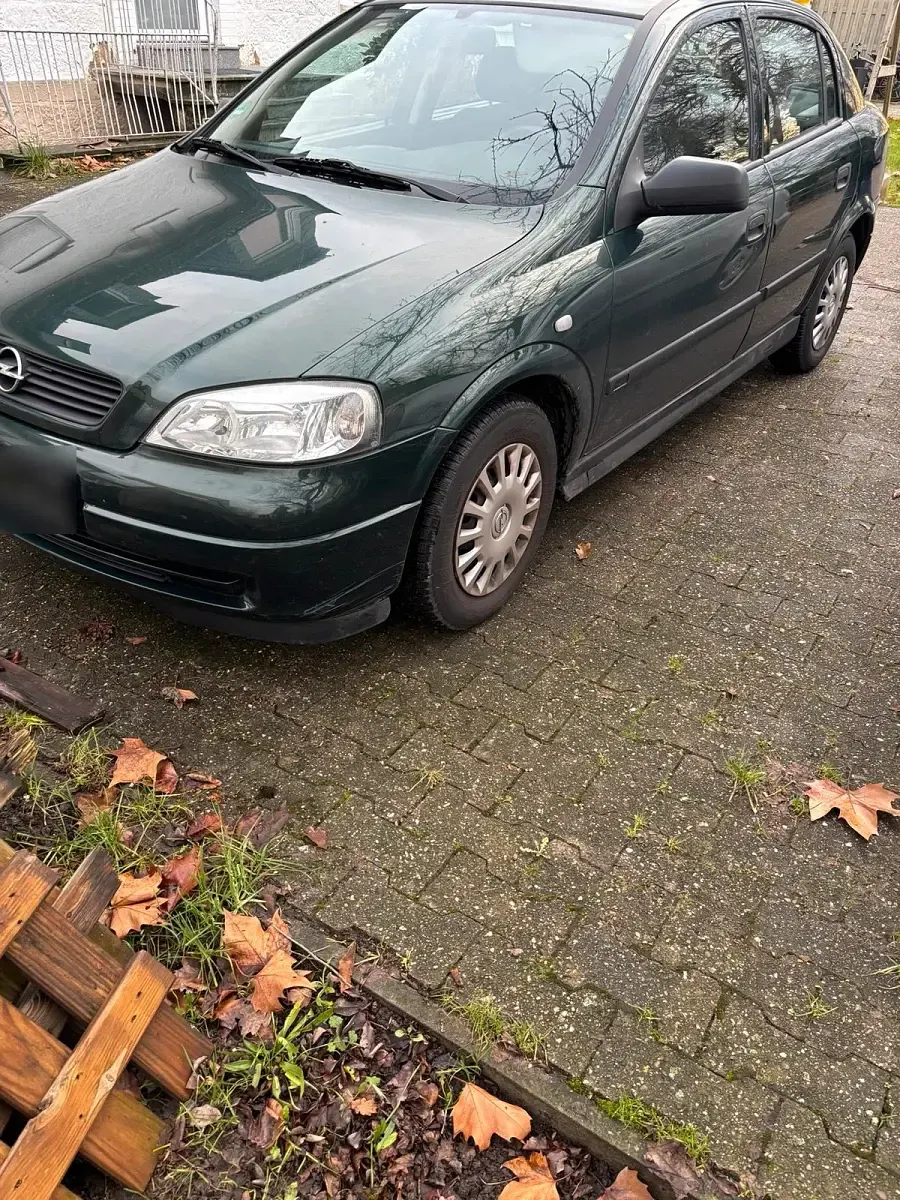 Second-hand Opel Astra 100 CP (73 kW) 1999 Verde Berlinǎ
