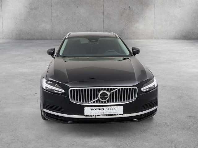 Second-hand Volvo V90 Plus 398 CP (292 kW) 2025 Negru Break