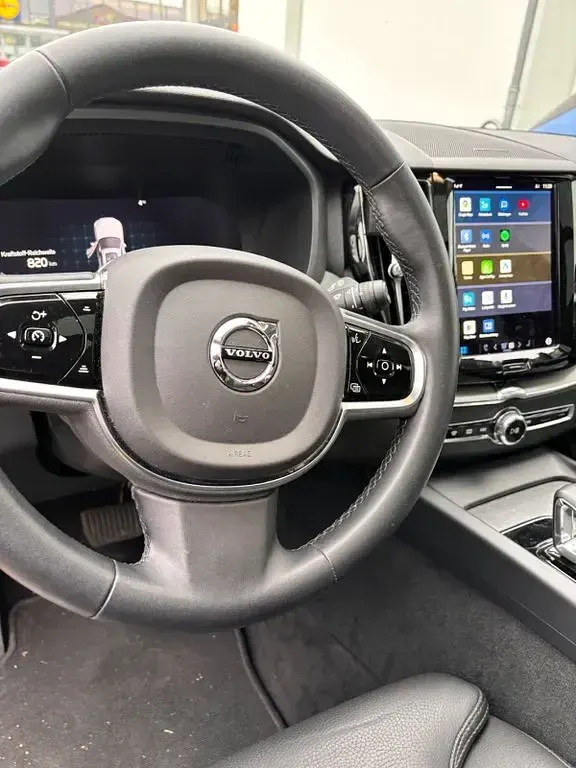 Gebraucht Volvo XC60 Ultimate 197 PS (144 kW) 2023 Blau SUV