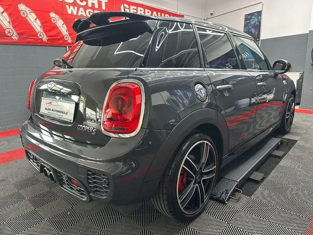 Gebraucht Mini John Cooper Works 192 PS (141 kW) 2017 Grau Kleinwagen
