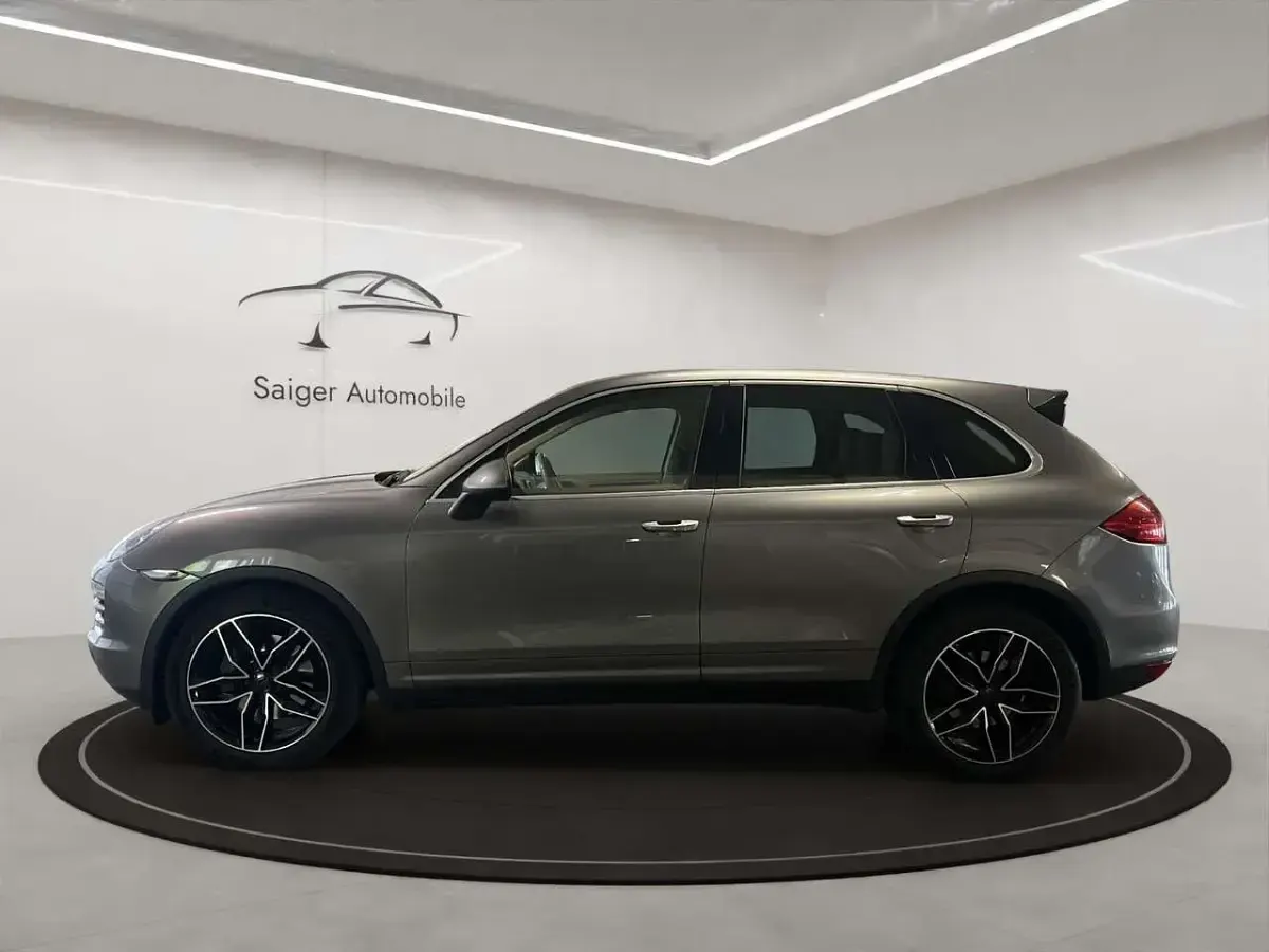 Gebraucht Porsche Cayenne Diesel 245 PS (180 kW) 2011 Grau SUV