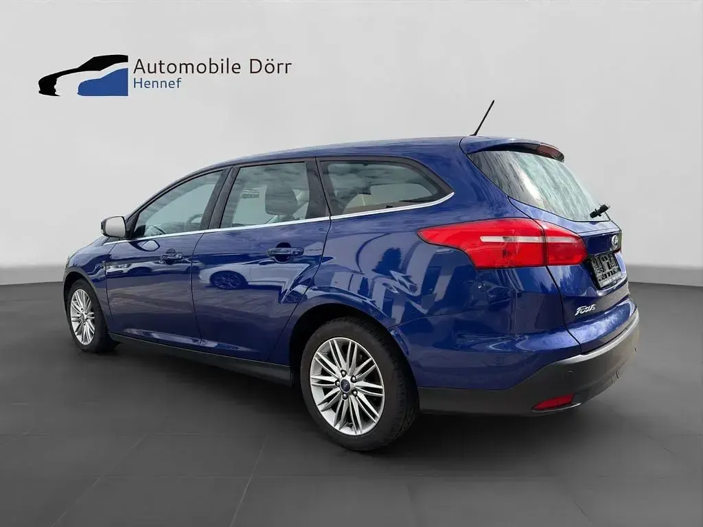 Gebraucht Ford Focus Cool & Connect 125 PS (91 kW) 2018 Blau Limousine