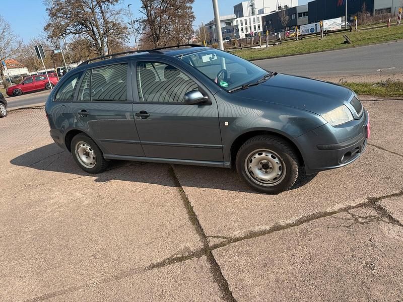 Gebraucht Skoda Fabia 75 PS (55 kW) 2005 Grau Kombi