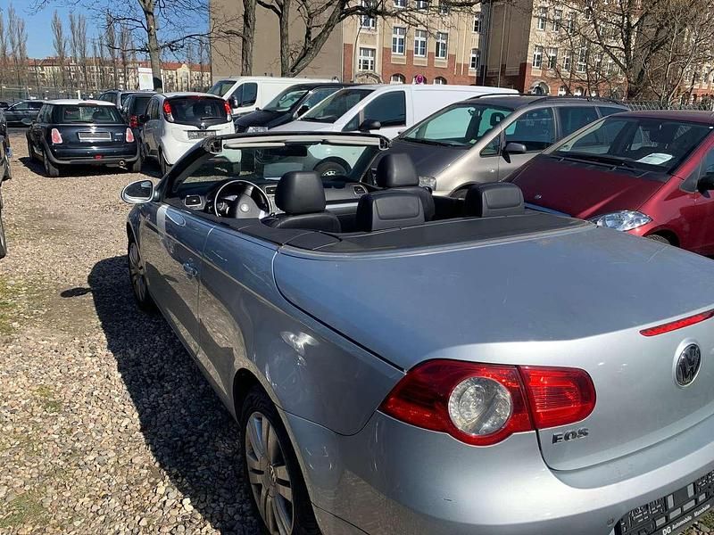 Gebraucht VW Eos 150 PS (110 kW) 2006 Silver essence metallic Cabrio