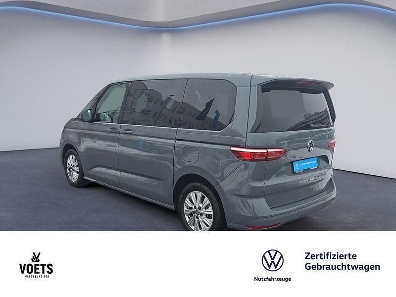 Gebraucht VW Multivan 150 PS (110 kW) 2025 Grau Van