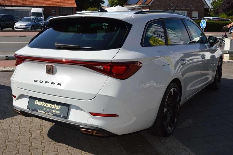 Gebraucht Cupra Leon 204 PS (150 kW) 2023 Nevada weiß (metallic) Kombi