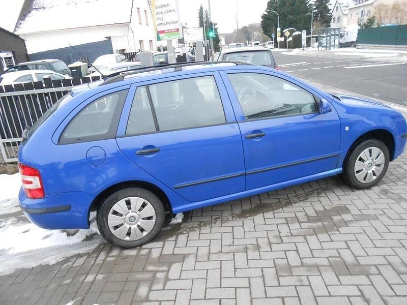 Gebraucht Skoda Fabia Ambiente 101 PS (74 kW) 2006 Blau Kombi