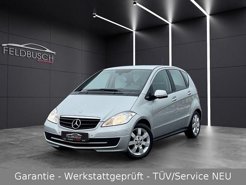 Silber Gebraucht 2012 Mercedes A160 Limousine | 5.980 € (Fairer Preis) - Bild 1/4