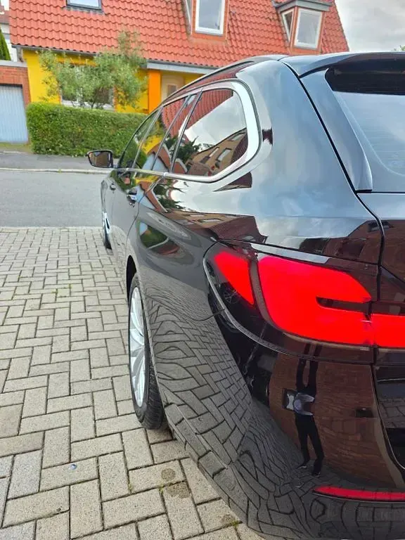 Gebraucht BMW 520 Luxury Line 204 PS (150 kW) 2022 Schwarz Kombi