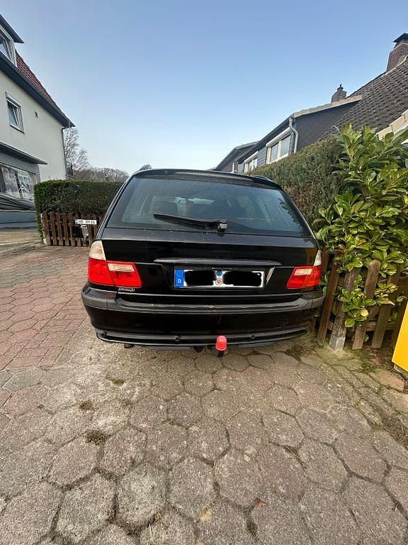Gebraucht BMW 320 Exclusive 150 PS (110 kW) 2005 Schwarz Kombi