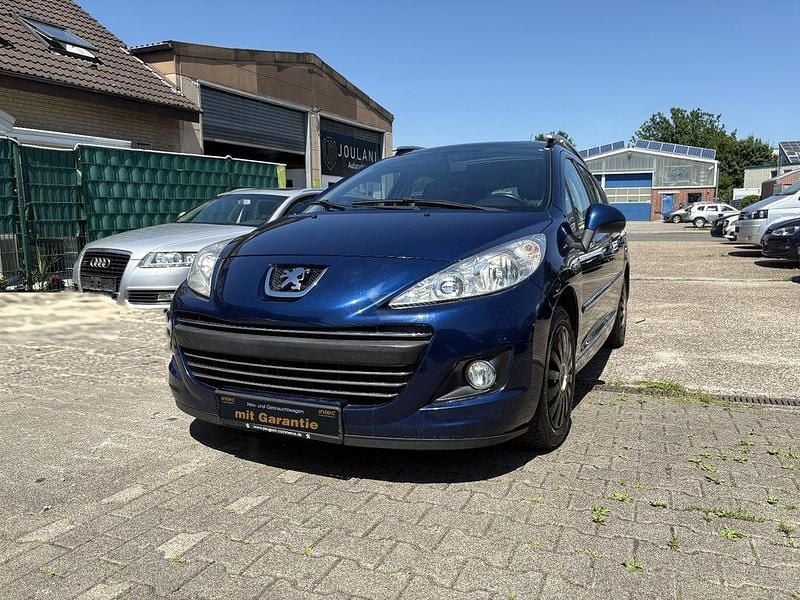Blau Gebraucht 2010 Peugeot 207 Kombi | 1.990 € (Guter Preis) - Bild 1/4