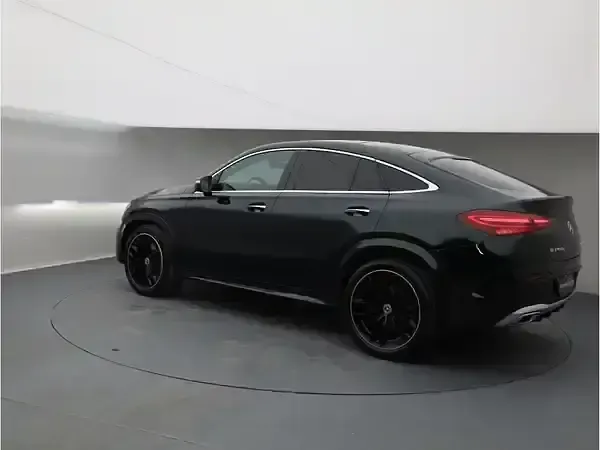 Gebraucht Mercedes GLE450 AMG 367 PS (269 kW) 2024 Metalliclack smaragdgrün Coupé
