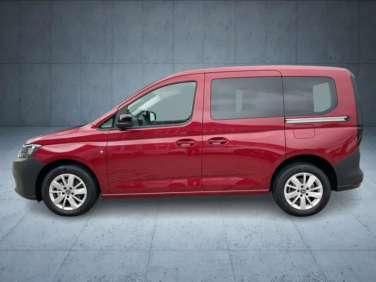Gebraucht VW Caddy Basis 102 PS (75 kW) 2024 Fortanarot Van / Kleinbus
