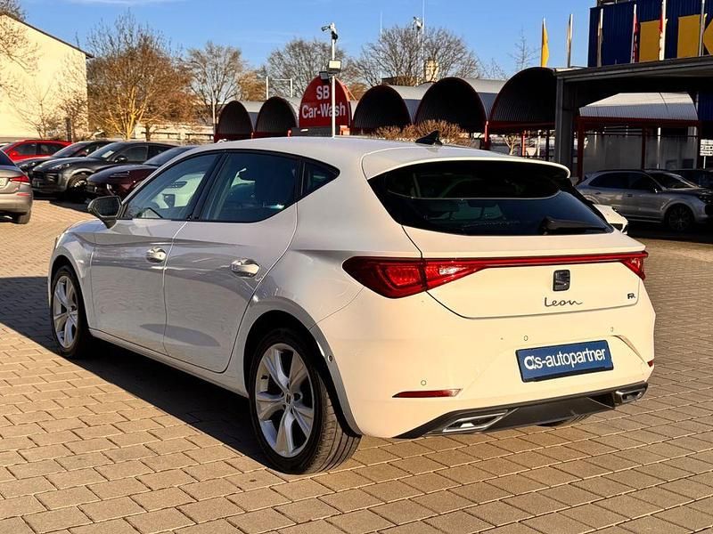 Gebraucht Seat Leon ST FR-Line 150 PS (110 kW) 2023 Weiß Kombi