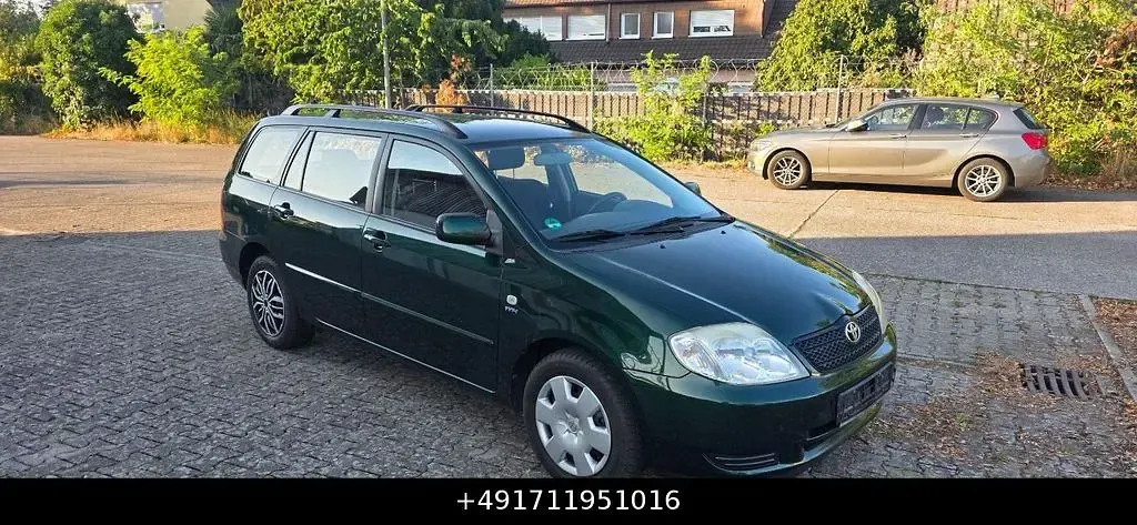 Gebraucht Toyota Corolla 110 PS (80 kW) 2002 Grün Kombi