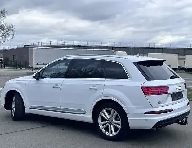 Usado Audi Q7 Sport 218 HP (160 kW) 2017 Branco SUV
